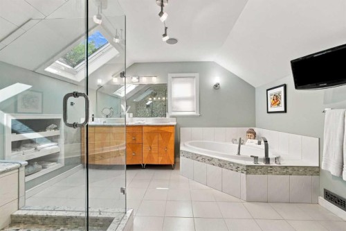 1616 Shelbourne Street Sw, Calgary, AB 
