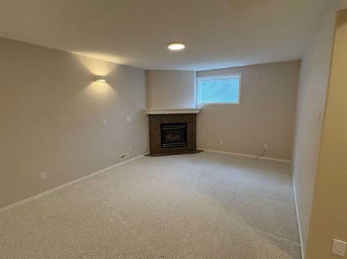 8 Scimitar Rise Nw, Calgary, AB 
