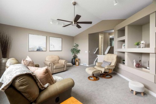 349 Douglas Glen Heath Se, Calgary, AB 