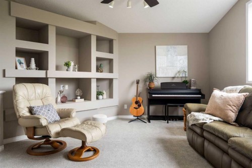 349 Douglas Glen Heath Se, Calgary, AB 