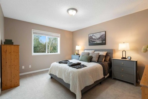 349 Douglas Glen Heath Se, Calgary, AB 