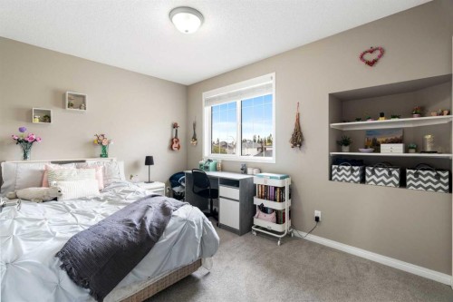 349 Douglas Glen Heath Se, Calgary, AB 