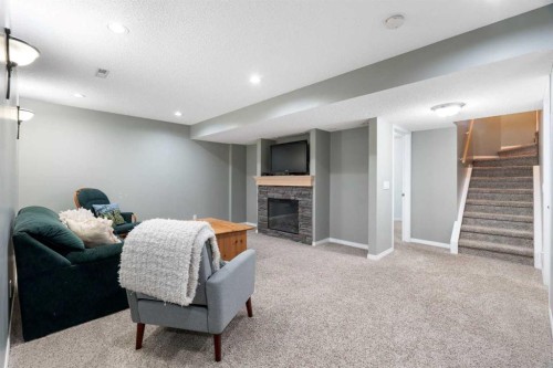 349 Douglas Glen Heath Se, Calgary, AB 