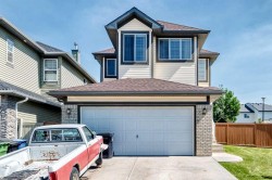 267 Taravista Street NE Calgary, AB T3J 4S5
