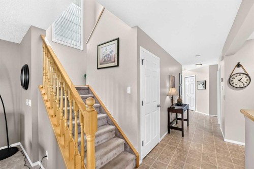 267 Taravista Street Ne, Calgary, AB 