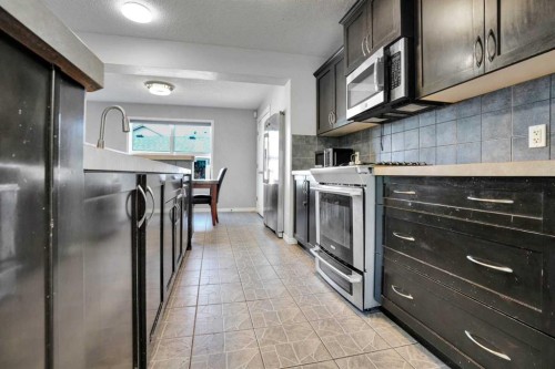 121 Skyview Ranch Drive Ne, Calgary, AB 