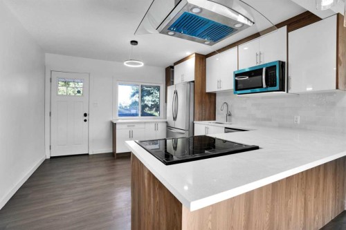 7520 7 Street Sw, Calgary, AB 