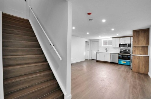 7520 7 Street Sw, Calgary, AB 