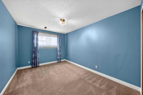 6407 34 Avenue Nw, Calgary, AB 