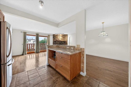 6407 34 Avenue Nw, Calgary, AB 