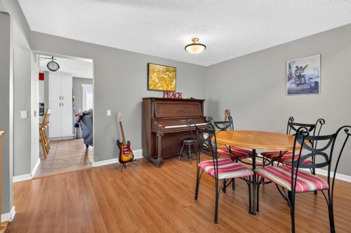 7 Woodbrook Way Sw, Calgary, AB 