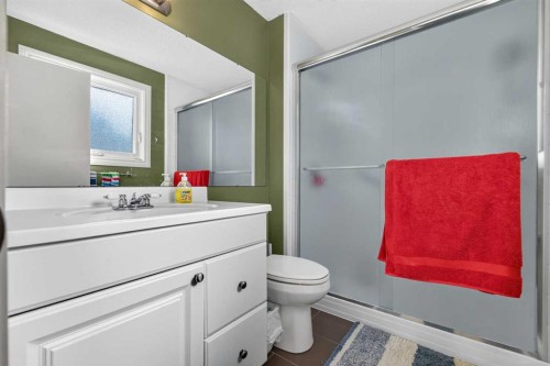 7 Woodbrook Way Sw, Calgary, AB 
