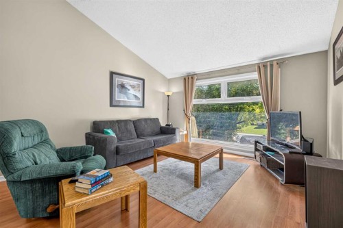 7 Woodbrook Way Sw, Calgary, AB 