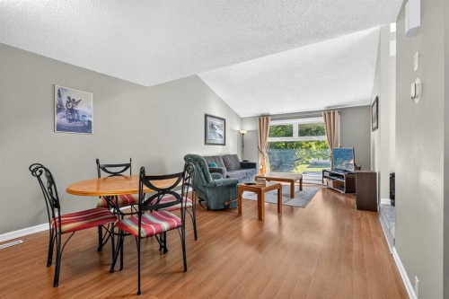7 Woodbrook Way Sw, Calgary, AB 