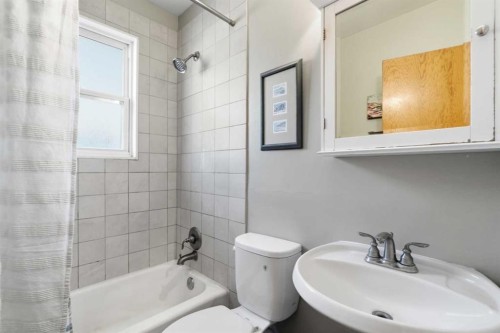 2512 19 Street Nw, Calgary, AB 