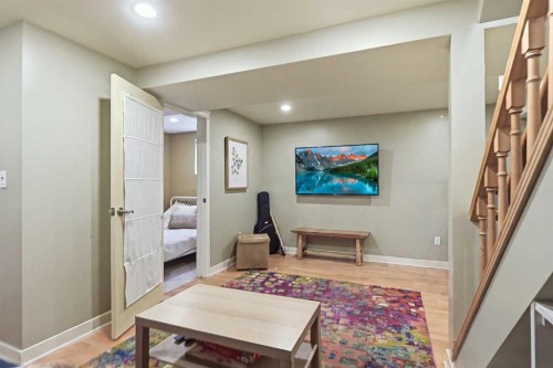 2512 19 Street Nw, Calgary, AB 