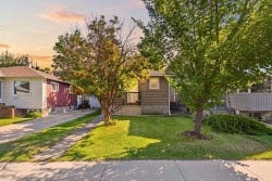 2512 19 Street NW Calgary, AB T2M 3V4