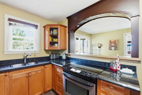 2512 19 Street Nw, Calgary, AB 