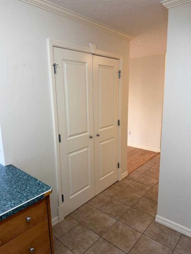 504-4555 Varsity Lane Nw, Calgary, AB 