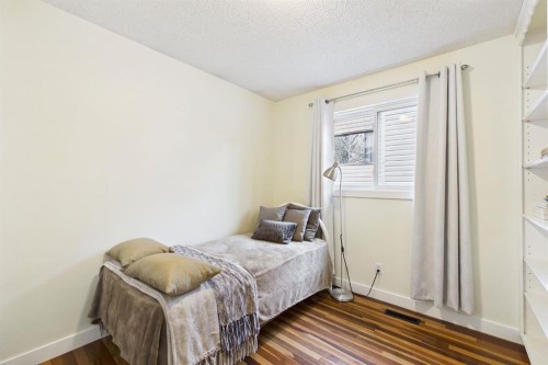 43 Beaconsfield Rise Nw, Calgary, AB 
