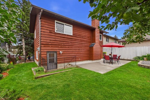 43 Beaconsfield Rise Nw, Calgary, AB 
