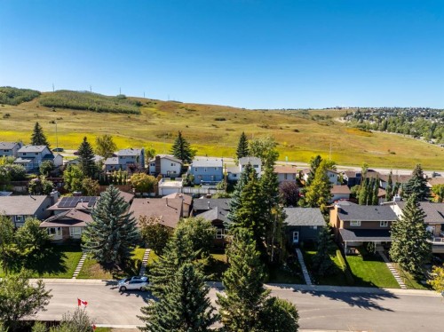 43 Beaconsfield Rise Nw, Calgary, AB 