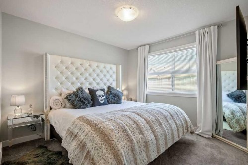 18 Legacy Path Se, Calgary, AB 