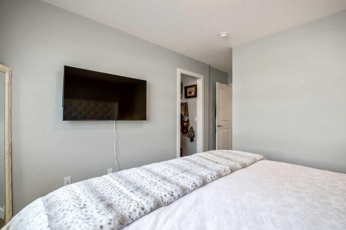 18 Legacy Path Se, Calgary, AB 