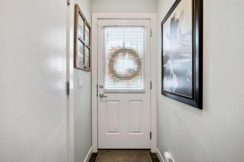 18 Legacy Path Se, Calgary, AB 