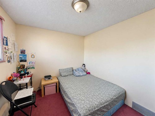 668 Whiteridge Road Ne, Calgary, AB 
