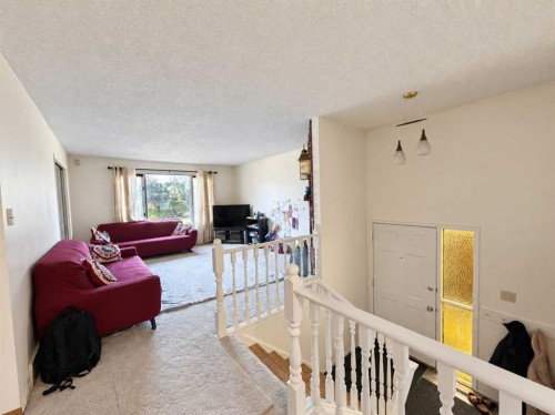 668 Whiteridge Road Ne, Calgary, AB 