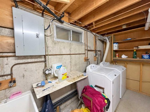 668 Whiteridge Road Ne, Calgary, AB 