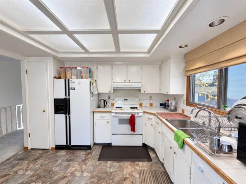 668 Whiteridge Road Ne, Calgary, AB 