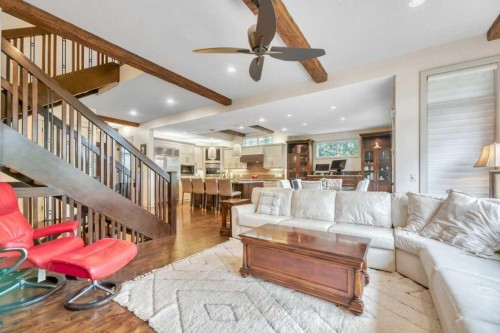 377 Evergreen Circle Sw, Calgary, AB 