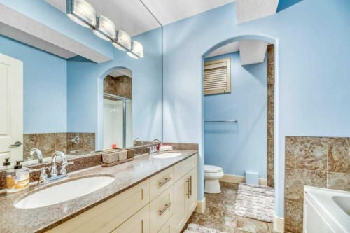 377 Evergreen Circle Sw, Calgary, AB 