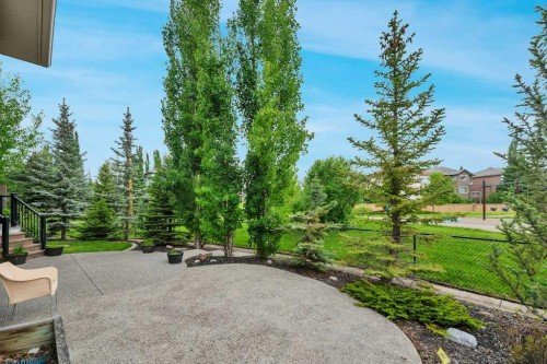 377 Evergreen Circle Sw, Calgary, AB 