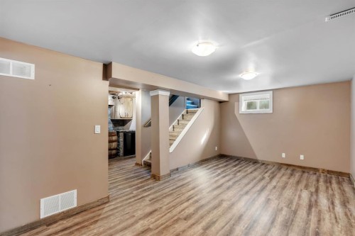 212 Blackthorn Road Nw, Calgary, AB 