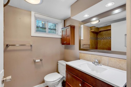 212 Blackthorn Road Nw, Calgary, AB 