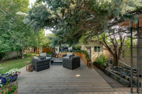 212 Blackthorn Road Nw, Calgary, AB 