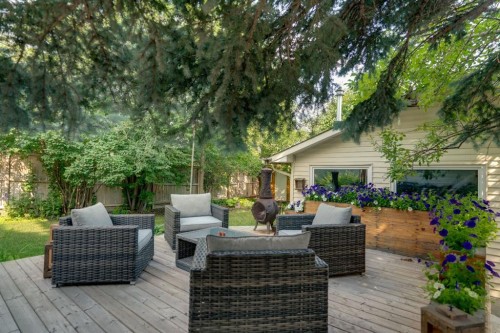 212 Blackthorn Road Nw, Calgary, AB 