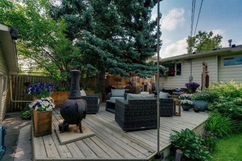 212 Blackthorn Road Nw, Calgary, AB 