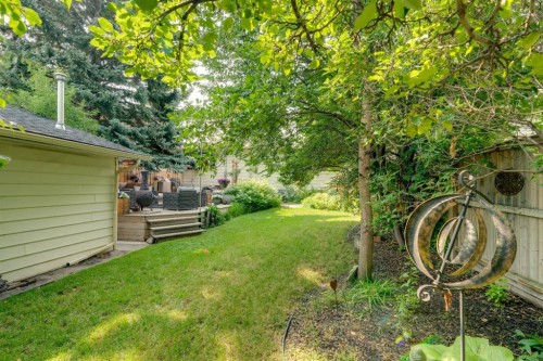 212 Blackthorn Road Nw, Calgary, AB 