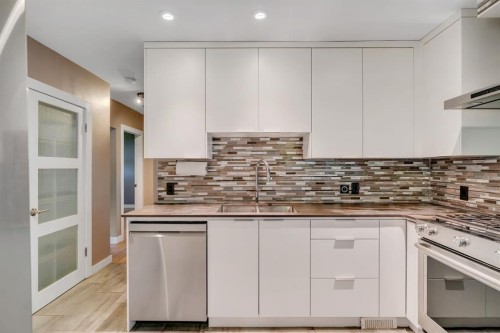 212 Blackthorn Road Nw, Calgary, AB 