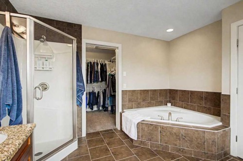 1410 38 Street Sw, Calgary, AB 