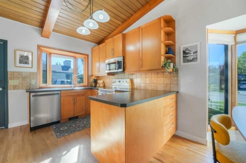 80 Westover Drive Sw, Calgary, AB 