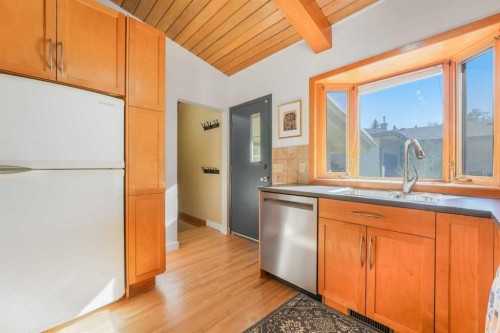 80 Westover Drive Sw, Calgary, AB 