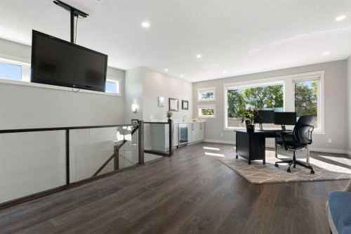 2106 27 Avenue Sw, Calgary, AB 