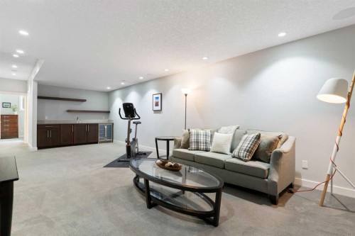 2106 27 Avenue Sw, Calgary, AB 