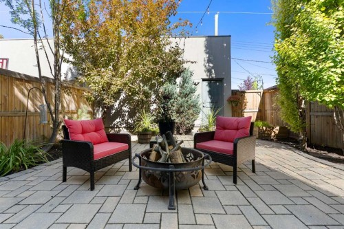 2106 27 Avenue Sw, Calgary, AB 