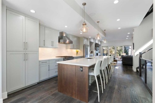 2106 27 Avenue Sw, Calgary, AB 